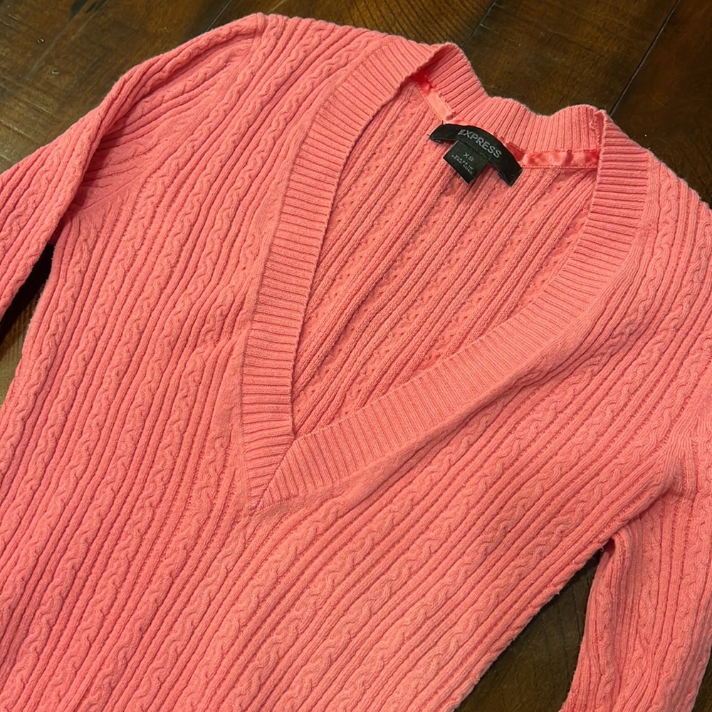 Express deep v neck cable knit top - Picture 2 of 3